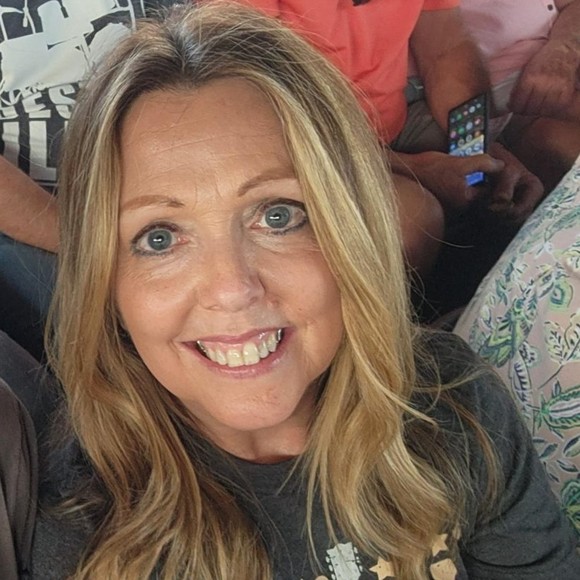 Meet your Posher, Posh - Picture 1 of 1